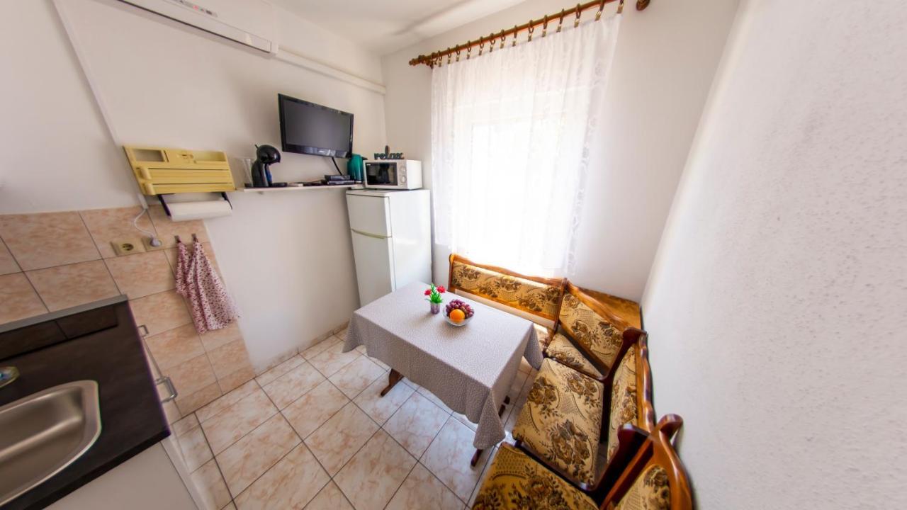 Planikovica Apartments Trogir Exteriör bild