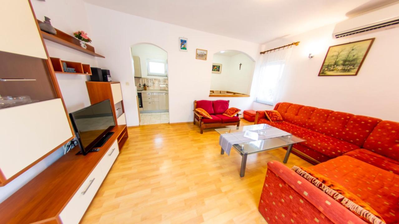 Planikovica Apartments Trogir Exteriör bild