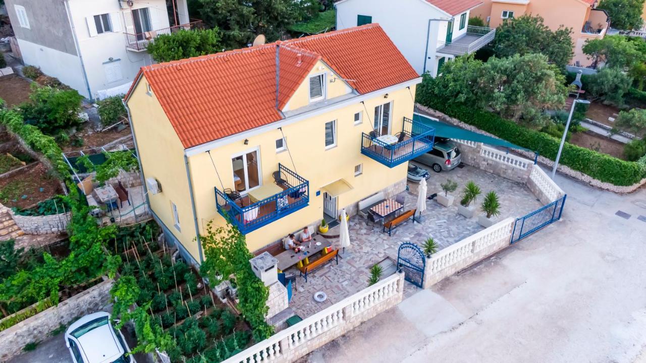 Planikovica Apartments Trogir Exteriör bild