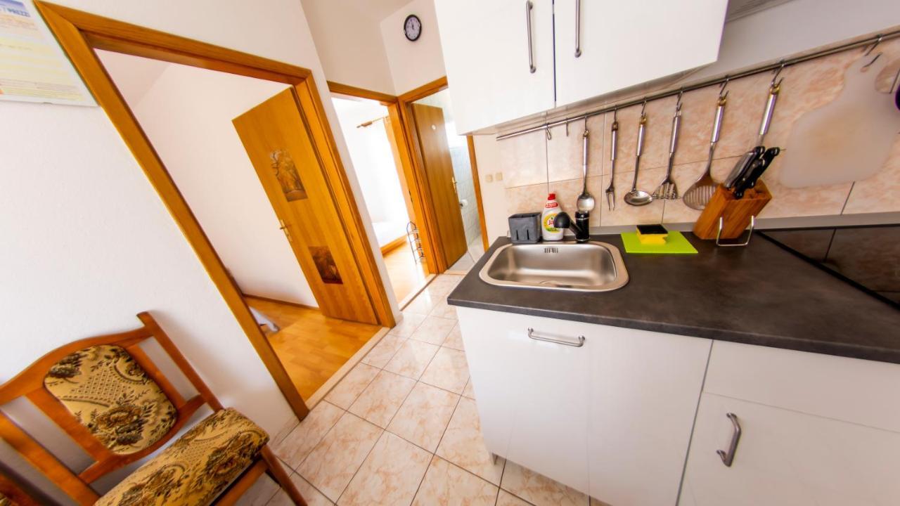 Planikovica Apartments Trogir Exteriör bild
