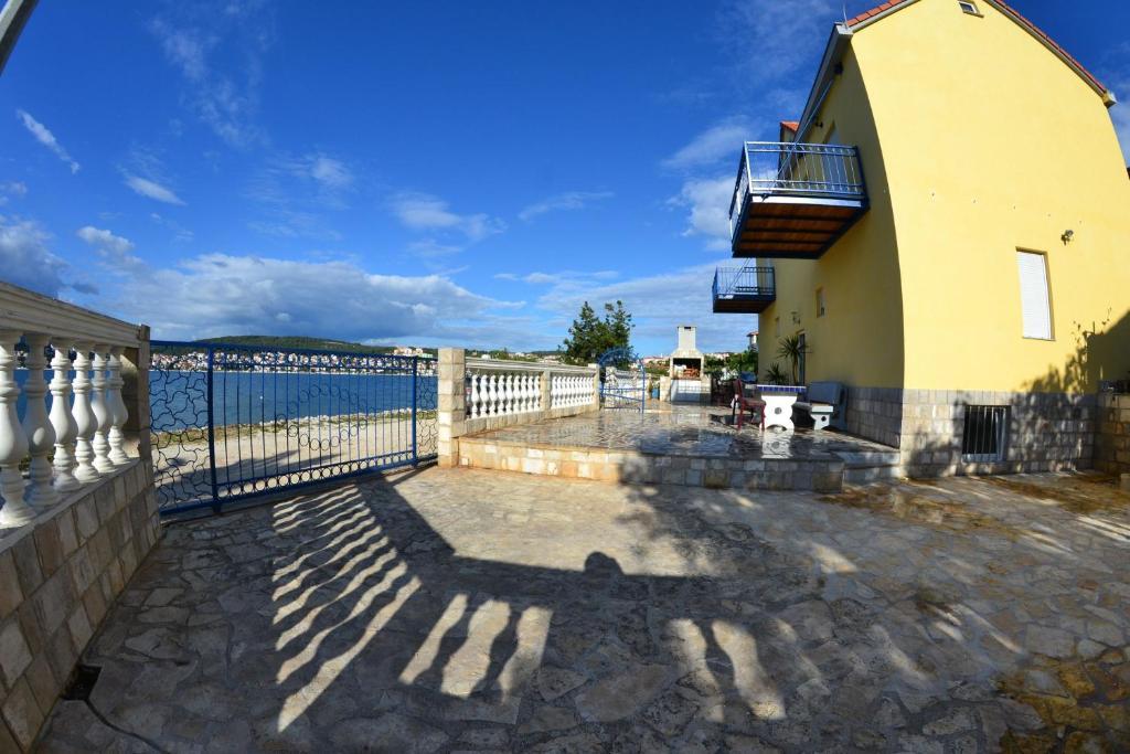 Planikovica Apartments Trogir Exteriör bild